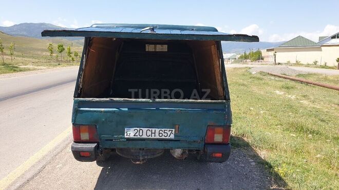 Moskvich  2002, 296,824 km - 1.5 l - Göygöl