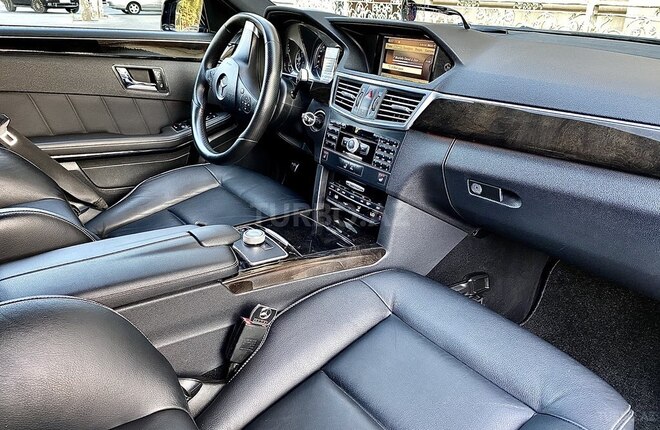 Mercedes E 350 2009, 161,000 km - 3.5 л - Bakı