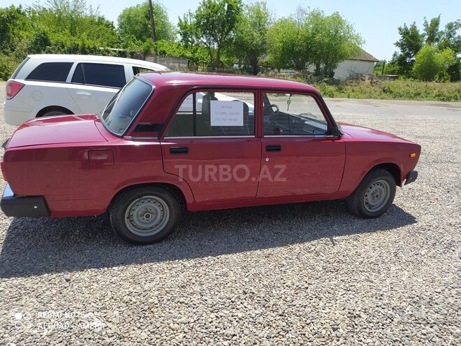 LADA (VAZ) 2107 2005, 80,000 km - 1.6 l - Saatlı