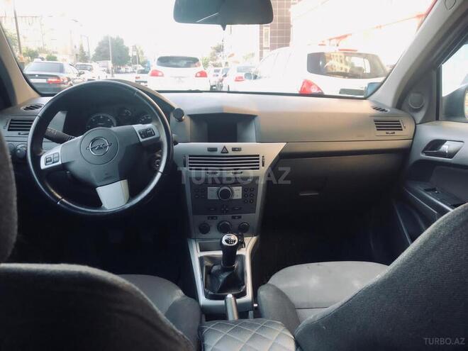 Opel Astra 2010, 250,000 km - 1.3 l - Bakı