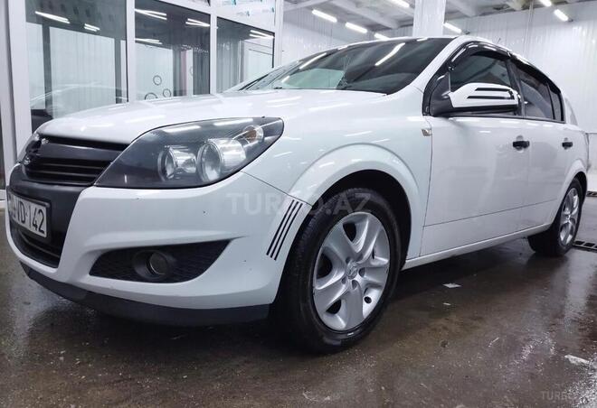 Opel Astra 2010, 250,000 km - 1.3 l - Bakı