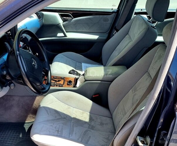 Mercedes E 240 1999, 241,000 km - 2.4 l - Bakı