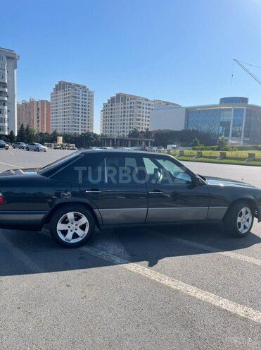 Mercedes E 280 1994, 445,000 km - 2.8 л - Bakı