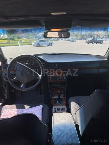 Mercedes E 280 1994, 445,000 km - 2.8 л - Bakı