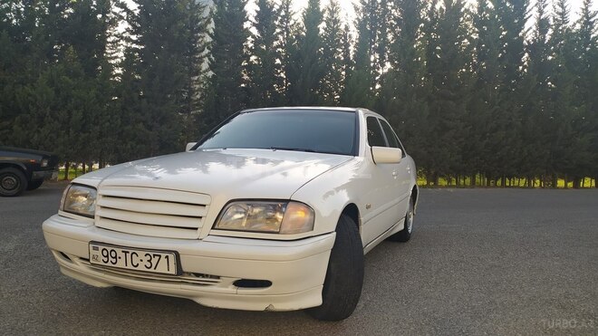 Mercedes C 180 1997, 49,500 km - 1.8 l - Bakı