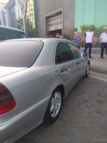 Mercedes C 230 1999, 327,000 km - 2.3 л - Bakı