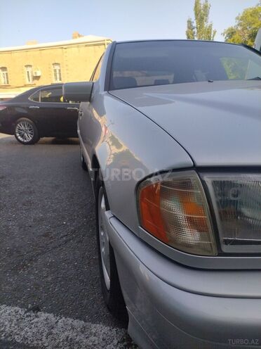 Mercedes C 230 1999, 327,000 km - 2.3 л - Bakı