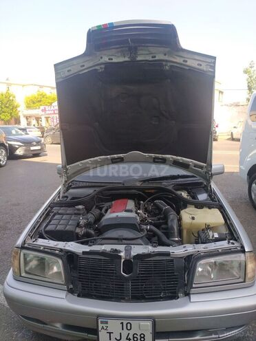 Mercedes C 230 1999, 327,000 km - 2.3 л - Bakı