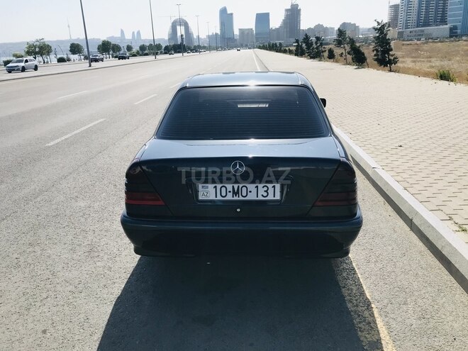 Mercedes C 220 2000, 417,000 km - 2.2 l - Bakı