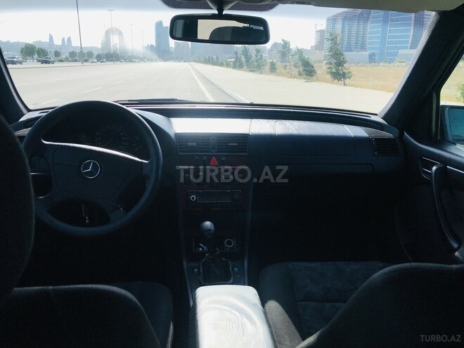 Mercedes C 220 2000, 417,000 km - 2.2 l - Bakı