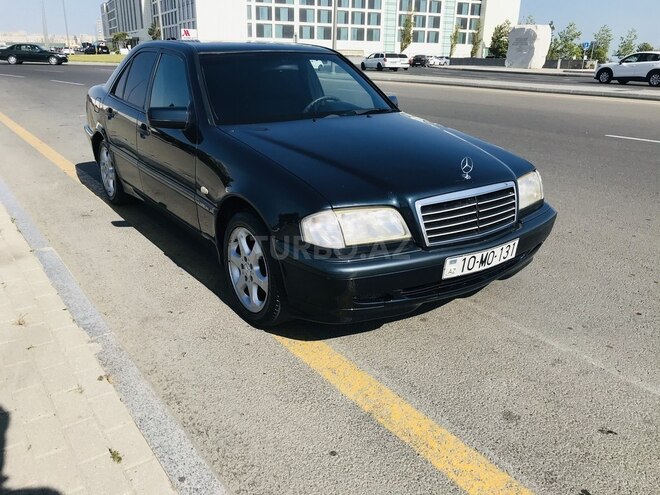 Mercedes C 220 2000, 417,000 km - 2.2 l - Bakı