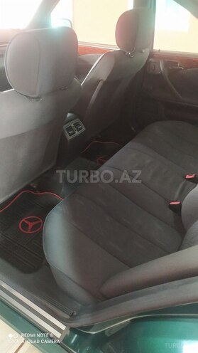 Mercedes E 220 1999, 463,258 km - 2.2 l - Goranboy