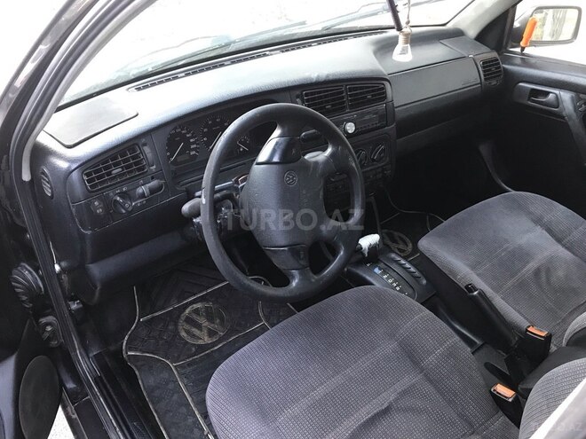 Volkswagen Golf 1995, 215,900 km - 2.0 l - Bakı