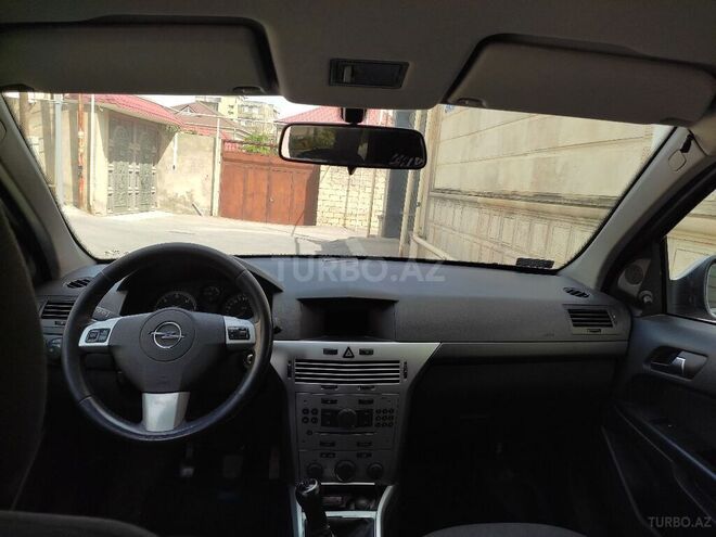Opel Astra 2010, 208,800 km - 1.3 l - Bakı