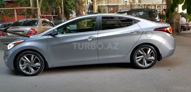 Hyundai Elantra 2015, 68,300 km - 1.8 л - Bakı