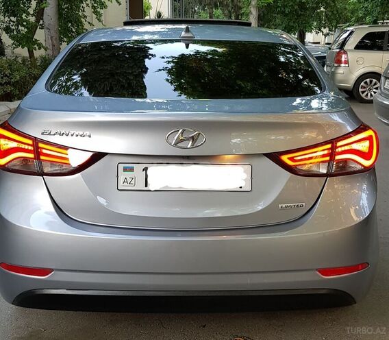 Hyundai Elantra 2015, 68,300 km - 1.8 л - Bakı