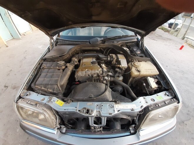 Mercedes C 220 1995, 285,980 km - 2.2 л - Bakı