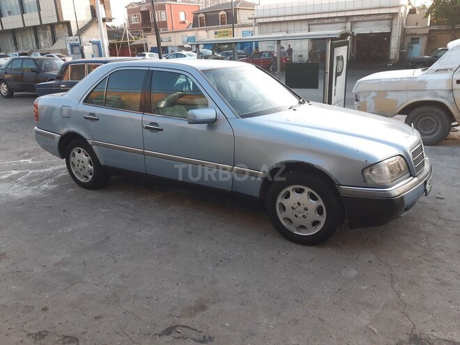 Mercedes C 220 1995, 285,980 km - 2.2 л - Bakı