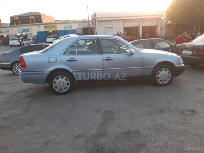 Mercedes C 220 1995, 285,980 km - 2.2 л - Bakı