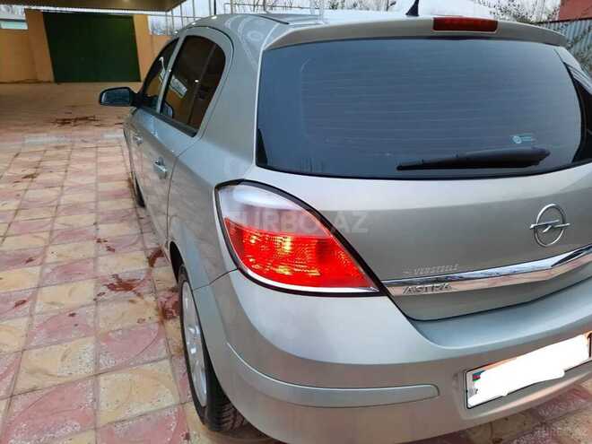 Opel Astra 2005, 178,000 km - 1.3 l - Bakı