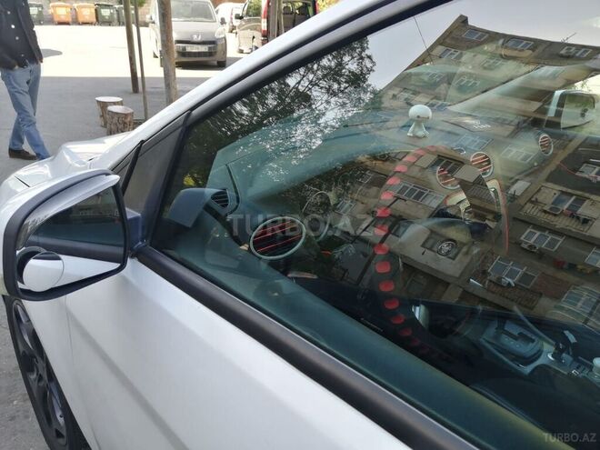 Ford Focus 2011, 200,000 km - 1.6 l - Bakı