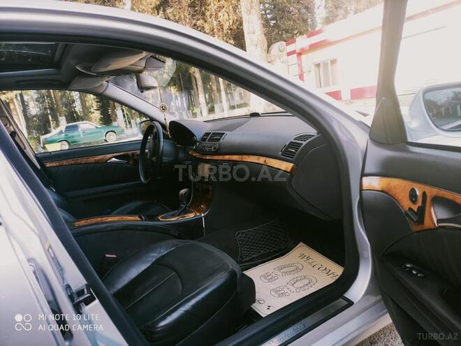 Mercedes E 320 2004, 332,000 km - 3.2 л - Goranboy