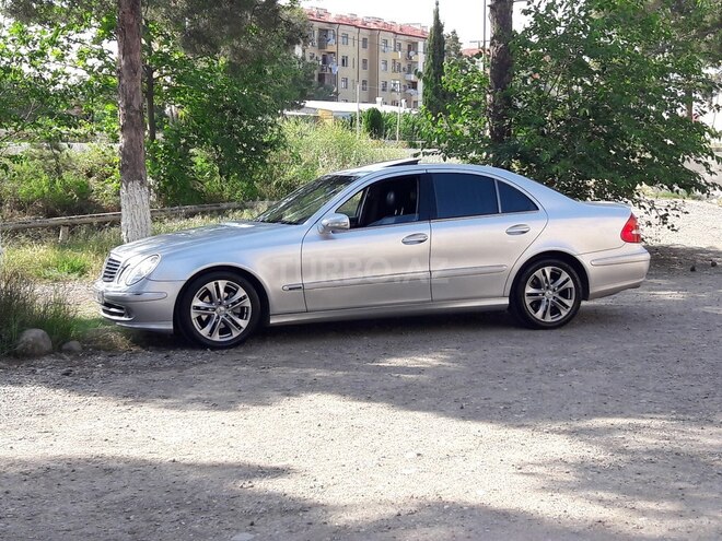 Mercedes E 320 2004, 332,000 km - 3.2 л - Goranboy