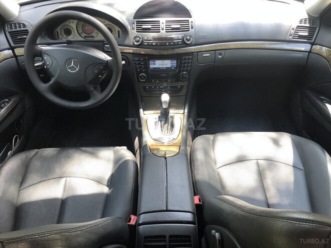Mercedes E 320 2002, 225,200 km - 3.2 l - Sumqayıt
