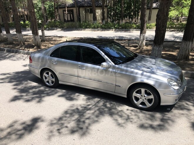 Mercedes E 320 2002, 225,200 km - 3.2 l - Sumqayıt