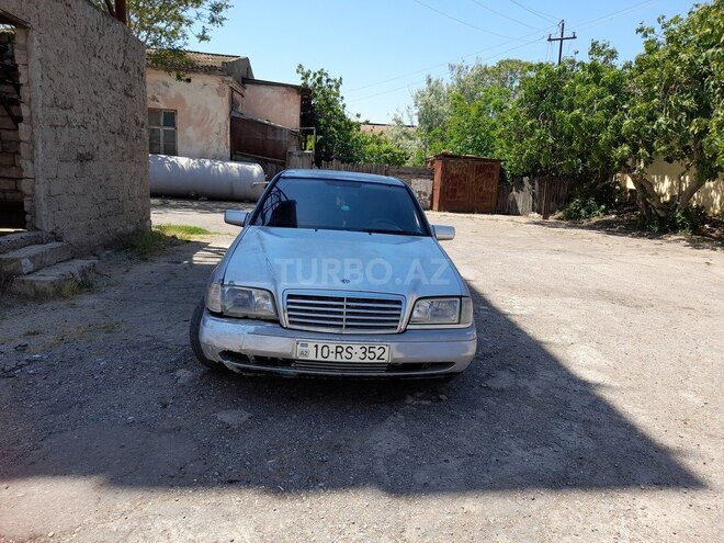 Mercedes C 200 1995, 450,000 km - 2.0 l - Bakı