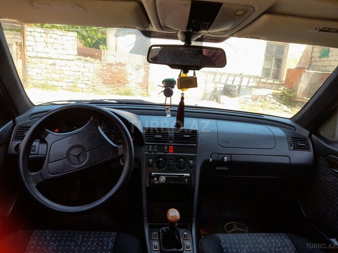 Mercedes C 200 1995, 450,000 km - 2.0 l - Bakı