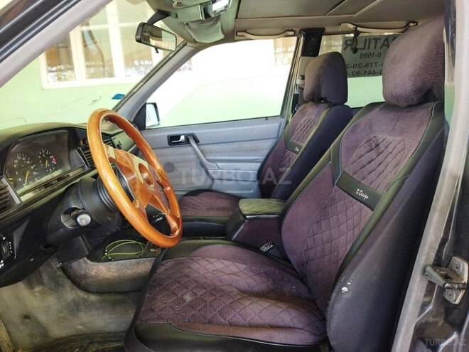 Mercedes 190 1990, 250,000 km - 2.0 л - Cəlilabad