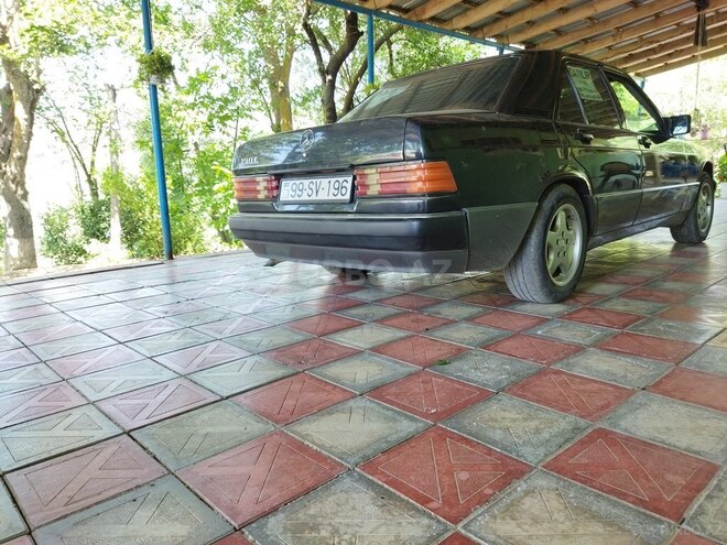 Mercedes 190 1990, 250,000 km - 2.0 л - Cəlilabad