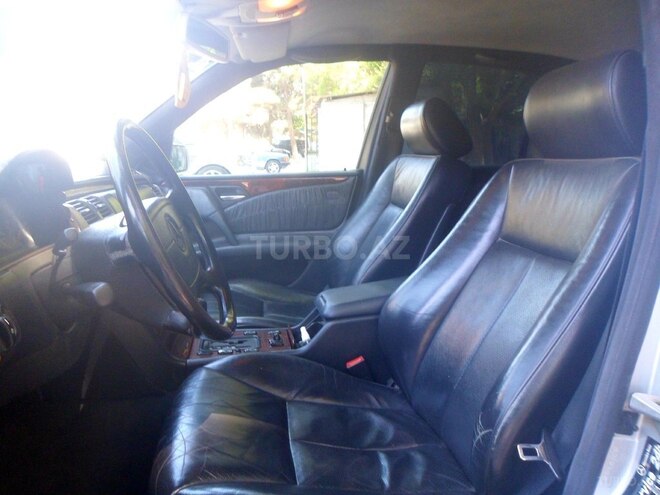Mercedes E 230 1997, 395,350 km - 2.3 l - Bakı