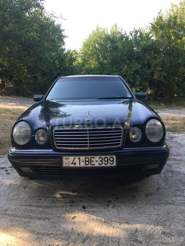 Mercedes E 220 1998, 500,000 km - 2.2 l - Bərdə