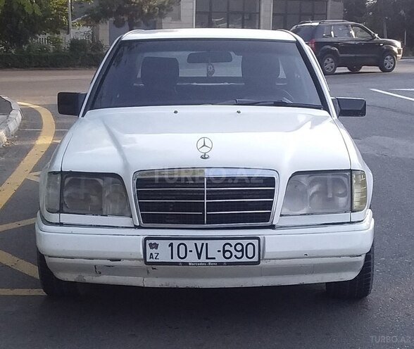 Mercedes E 200 1988, 650,000 km - 2.0 l - Tərtər