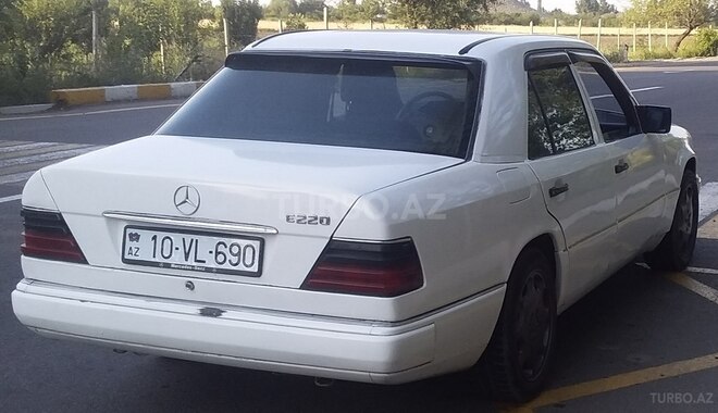 Mercedes E 200 1988, 650,000 km - 2.0 l - Tərtər