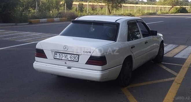 Mercedes E 200 1988, 650,000 km - 2.0 l - Tərtər