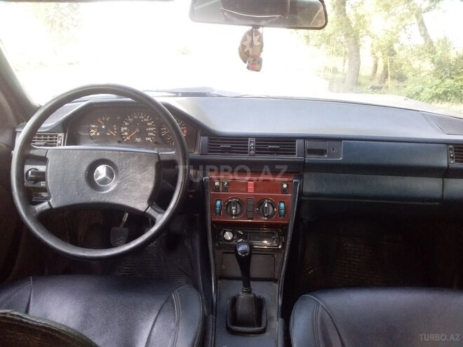 Mercedes E 200 1988, 650,000 km - 2.0 l - Tərtər