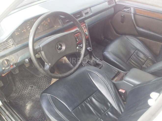 Mercedes E 200 1988, 650,000 km - 2.0 l - Tərtər