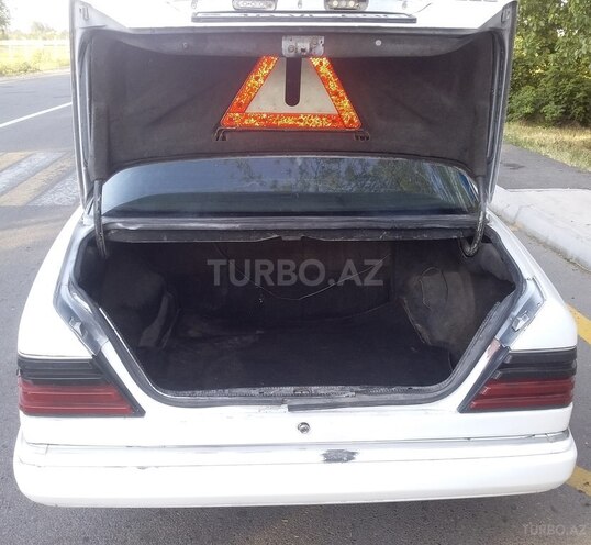 Mercedes E 200 1988, 650,000 km - 2.0 l - Tərtər