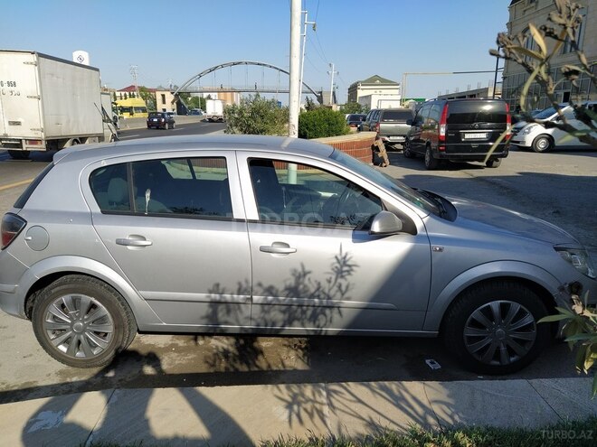 Opel Astra 2007, 157,800 km - 1.4 l - Bakı
