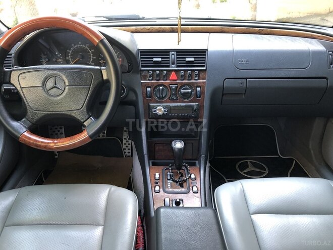 Mercedes C 230 1999, 250,000 km - 2.3 l - Bakı