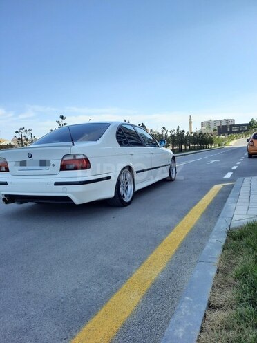 BMW 525 2002, 343,000 km - 2.5 л - Bakı