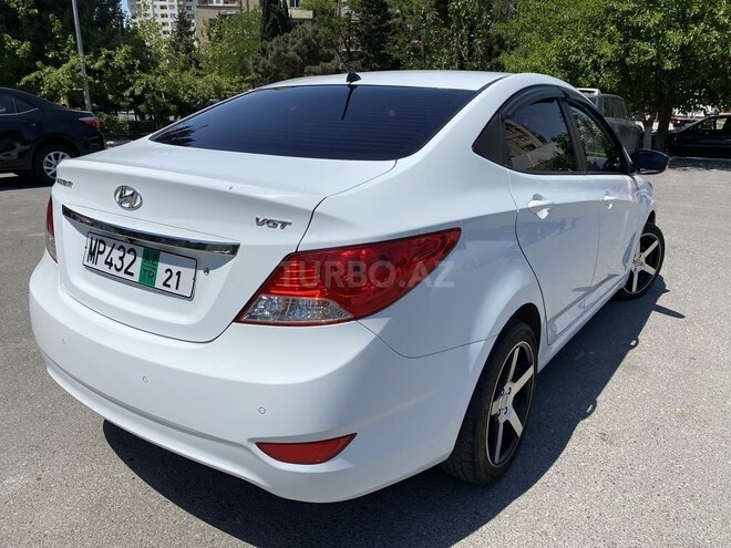 Hyundai Accent 2013, 110,000 km - 1.6 l - Bakı