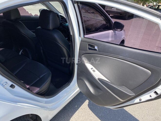 Hyundai Accent 2013, 110,000 km - 1.6 l - Bakı