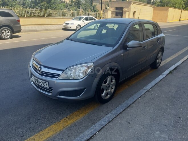 Opel Astra 2008, 168,000 km - 1.4 л - Bakı