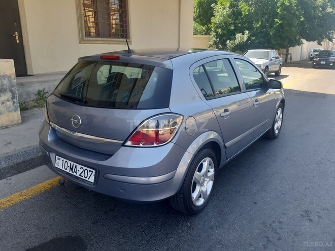 Opel Astra 2008, 168,000 km - 1.4 л - Bakı