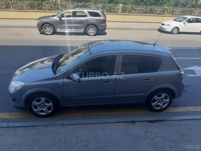 Opel Astra 2008, 168,000 km - 1.4 л - Bakı
