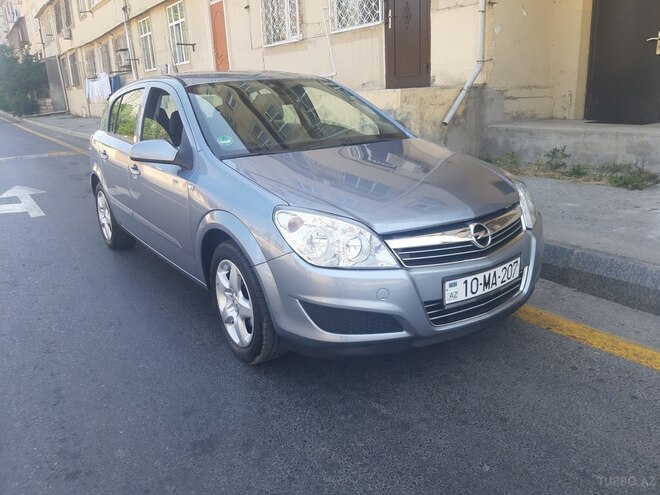 Opel Astra 2008, 168,000 km - 1.4 л - Bakı